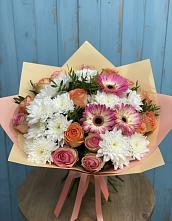 Букет цветов из:  Розы, Герберы и Хризантемы в Октябрьской