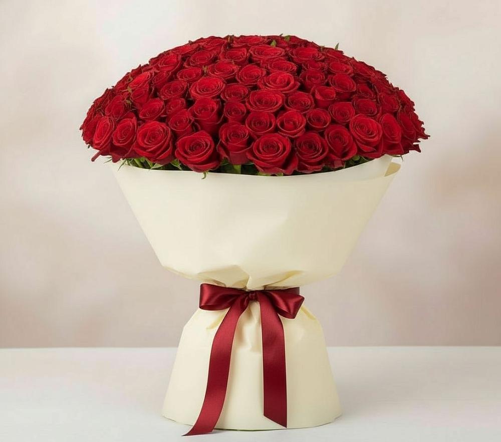 Букет 101 Красная роза Милано в Октябрьской