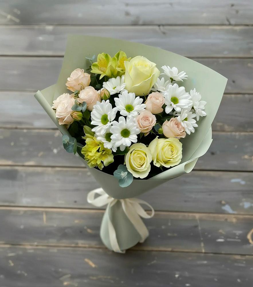 Букет цветов из: Альстромерии, Розы и Хризантемы в Октябрьской