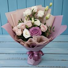Букет цветов из:  Розы и Лизиантусы в Октябрьской