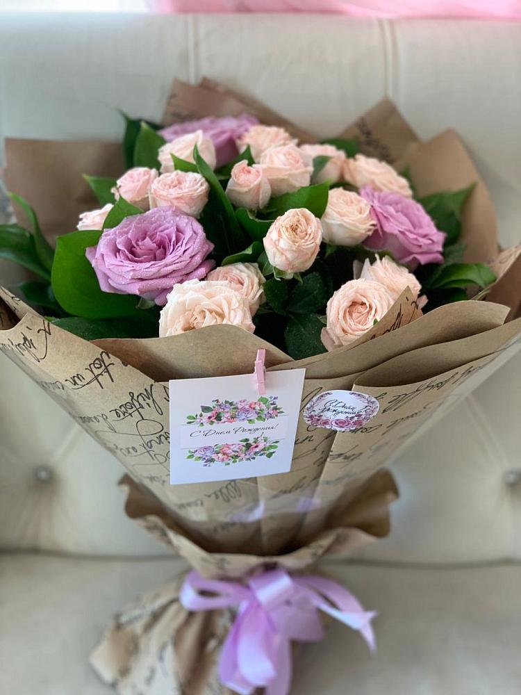 Букет цветов из: Розы в Октябрьской