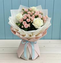 Букет цветов из:  Розы в Октябрьской