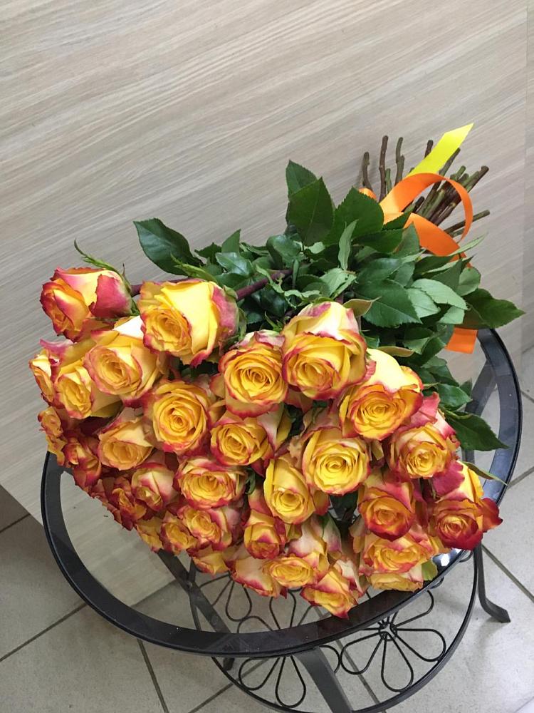 Букет Желтые розы в Октябрьской