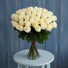 Букет 51 Белая роза Эдлесс Лав #REPLACE_PRED# Октябрьской