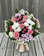 Букет цветов из:  Альстромерии, Гвоздики, Розы и Хризантемы в Октябрьской