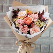 Букет цветов из:  Гвоздики, Хризантемы и Розы в Октябрьской