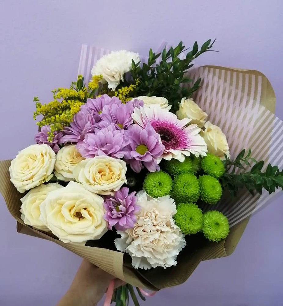 Букет цветов из: Хризантемы, Розы, Гвоздики и Герберы в Октябрьской