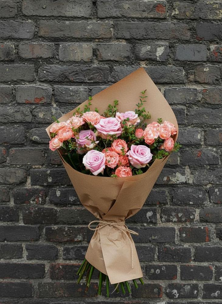 Букет цветов из: Розы в Октябрьской