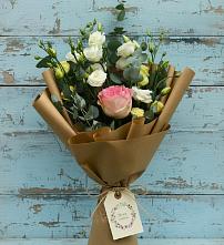 Букет цветов из:  Розы и Лизиантусы #REPLACE_PRED# Октябрьской